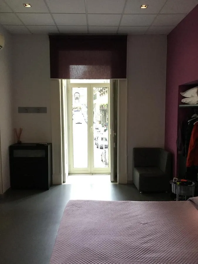 Pensión Dsquare Accommodation Nápoles Italia