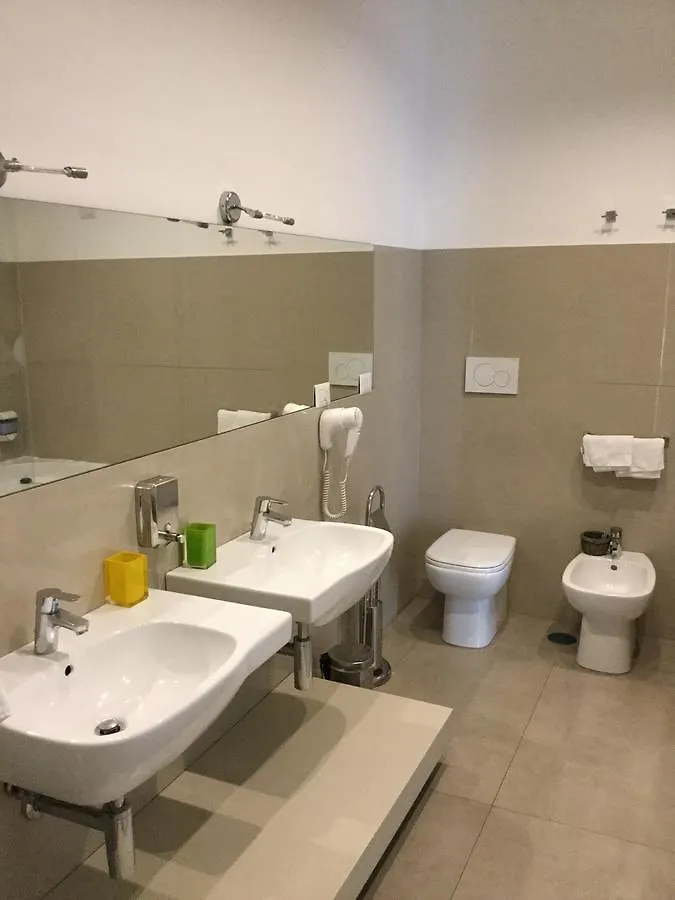 Pensión Dsquare Accommodation Nápoles Italia